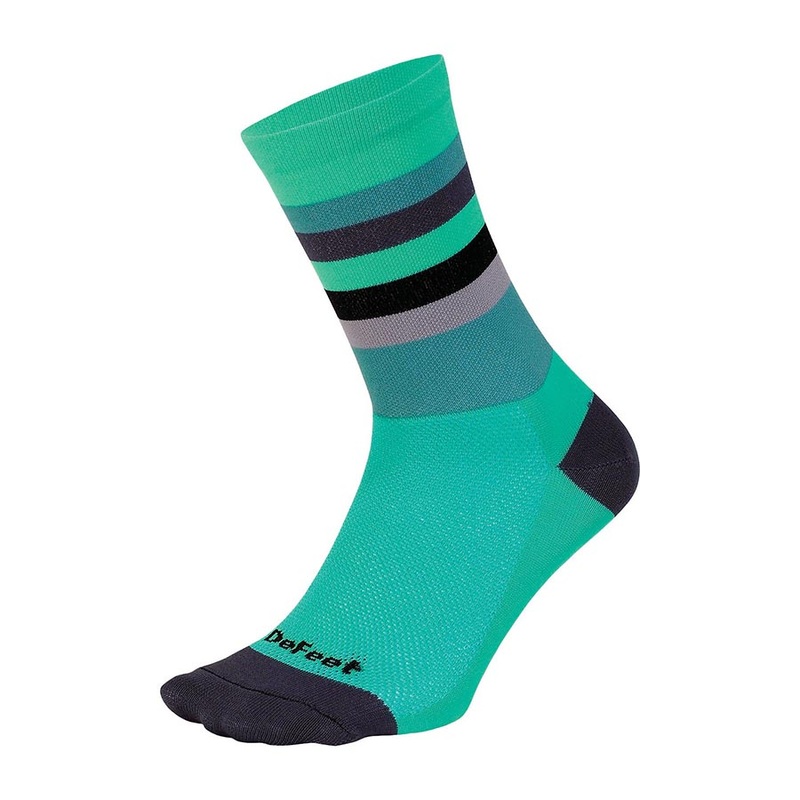 DeFeet Aireator 6″ Socks Maverick Celeste/Graphite L Pair