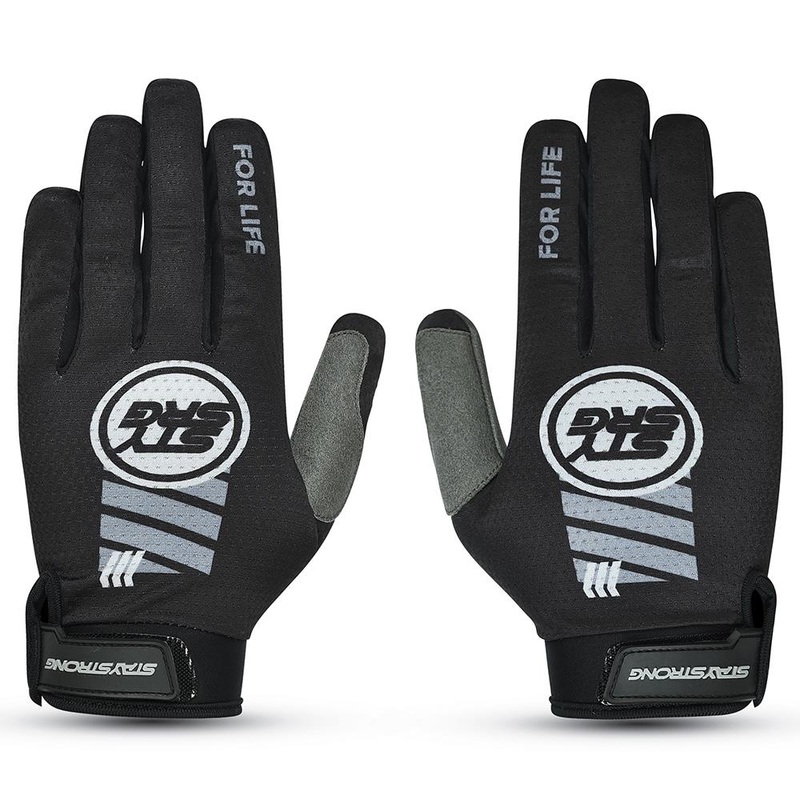 Stay Strong Staple 4 Youth Glove Youth Medium