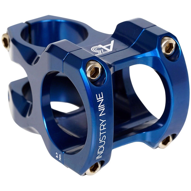 A318 Bike Stem – 31.8mm Clamp, +/-4.4, 1 1/8″, Aluminum, Blue 31.8mm 4 Degrees 40mm