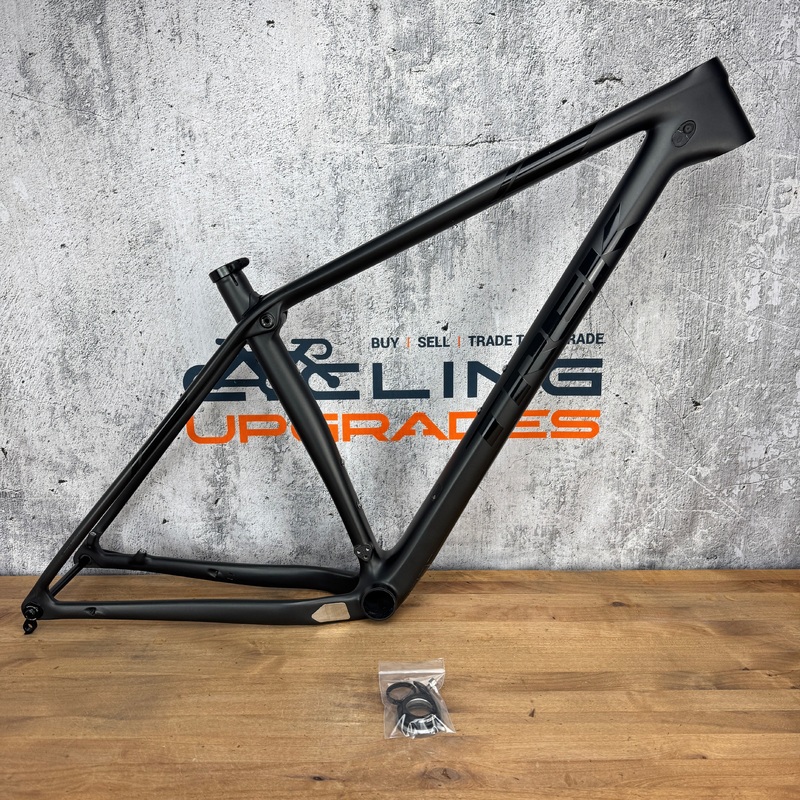 New! 2022 Trek Procaliber SL Large Blackout Carbon 29″ Boost MTB Frame Hardtail UDH